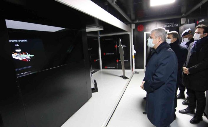Vali Akın, "Mobil İletişim tırı ile ülkemizin vizyon proje ve teknolojisi anlatılıyor"