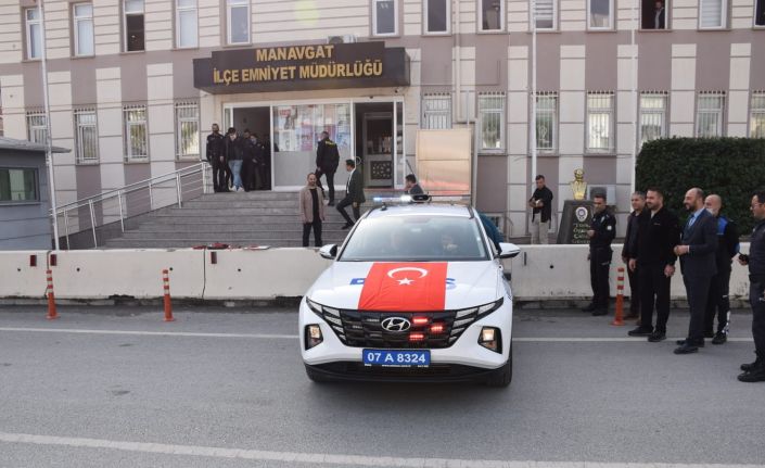 Yardım derneğinden Manavgat Asayişine araç desteği