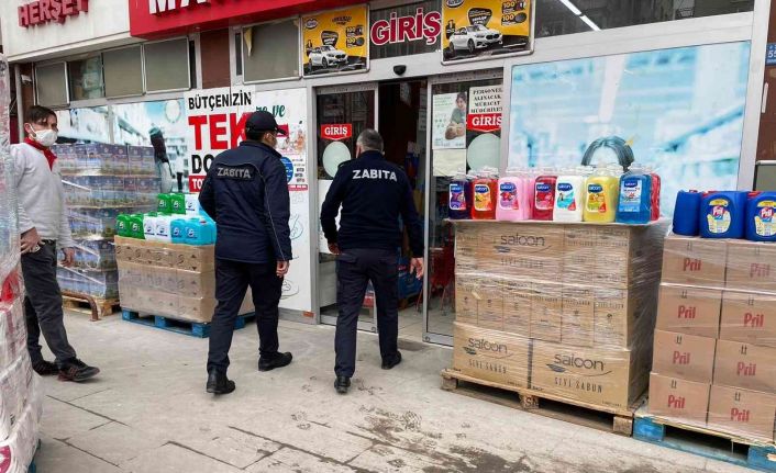 Zabıta ekiplerinden marketlerde fahiş fiyat denetimi