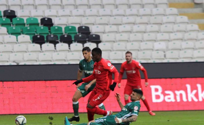 Ziraat Türkiye Kupası: Konyaspor: 0 - Ümraniyespor: 0 (İlk yarı)