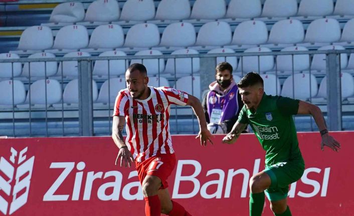 Ziraat Türkiye Kupası: Ümraniyespor: 3 - Arnavutköy Belediyesi Gençlik ve Spor: 2