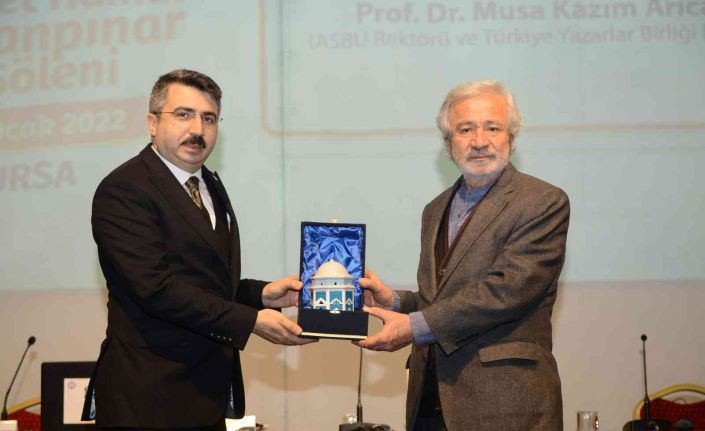 60 yıl sonra Bursa’da Tanpınar zamanı