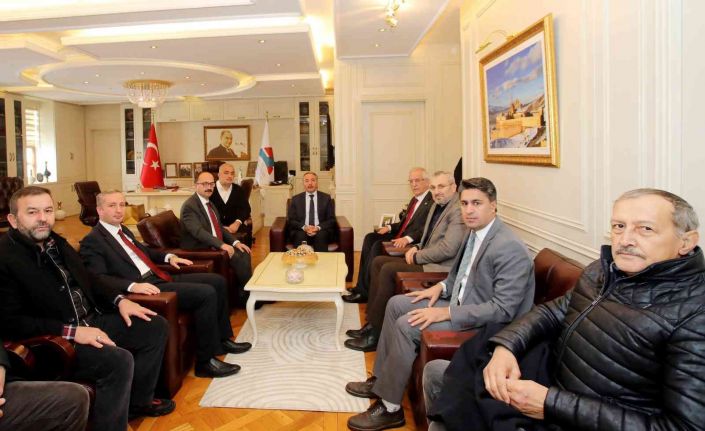 AİÇÜ Rektörü Prof. Dr. Karabulut, Bursa Milletvekilleri Mesten ve Aydın’ı misafir etti