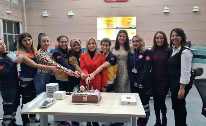 Ak Parti Muğla Milletvekili Gökcan, yeni yıla 112 Acil Çağrı Merkezi’nde girdi