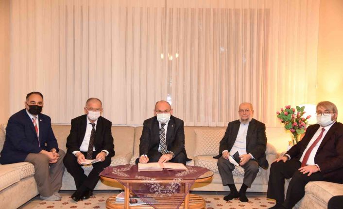 Akhisar Camii ve Gençlik Merkezi Protokolü imzalandı