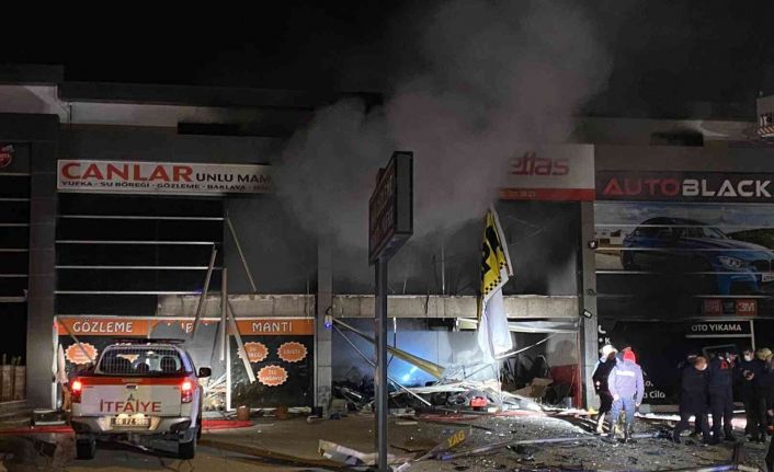 Ankara’da oto lastikçi dükkanında patlama: 3 iş yeri kullanılamaz hale geldi