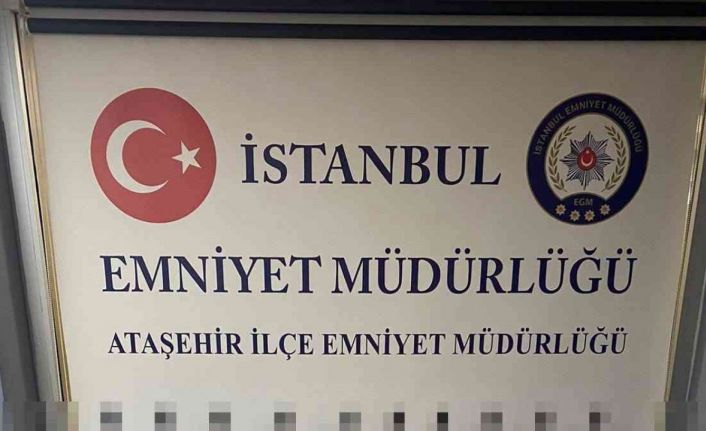 Ataşehir’de kaçak içki satanlara polisten "müşteri" oyunu