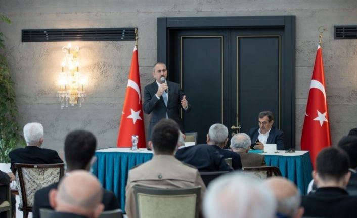 Bakan Gül: “Milletimiz siyasete herkesin ‘bu benim anayasam’ diyeceği yeni bir anayasa yapma ödevi vermiştir”