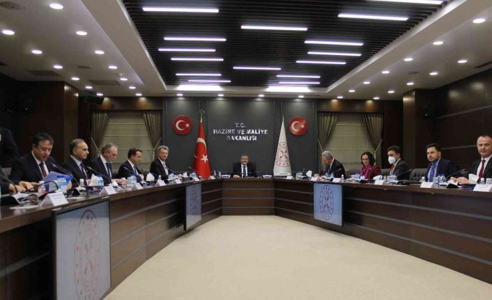 Bakan Nebati’nin TÜSİAD heyeti ile görüşmesi başladı