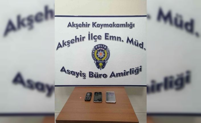 Balıkesir’de çaldığı telefonlarla Konya’da yakalandı