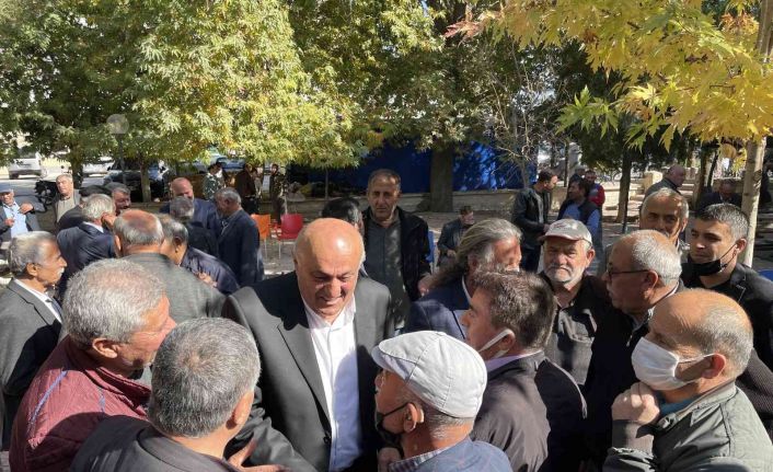 Başkan Erkoyuncu: “Bugün ödeyeceğimiz patates bedellerinin üreticilerimize hayırlı olmasını diliyorum”