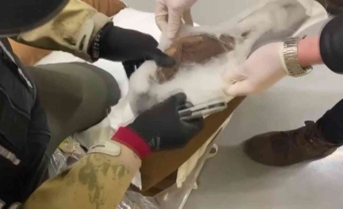 Bebek yorganına emdirilmiş halde 2 kilo 400 gram eroin bulundu