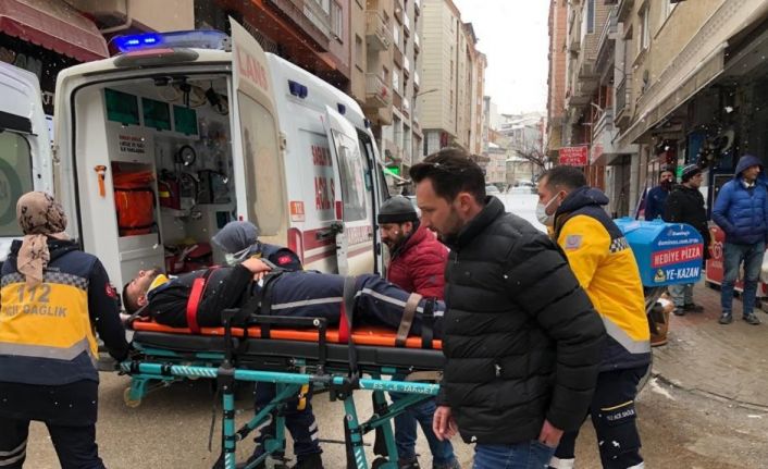 Bilecik’te motosiklet ile otomobil çarpışması sonucu 1 kişi yaralandı