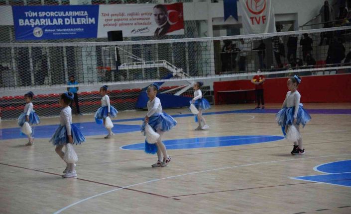 Bozüyük Belediyesi Eğitim ve Spor Kulübü :0  Bilecik Belediye Spor : 3