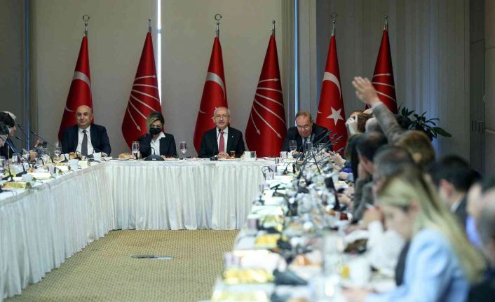 CHP Genel Başkanı Kılıçdaroğlu: “Eğer soruşturma açılacaksa Adalet Bakanlığı hakkında soruşturma açılmalı”