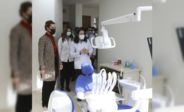 DEÜ Ağız ve Diş Sağlığı Uygulama ve Araştırma Merkezi açıldı