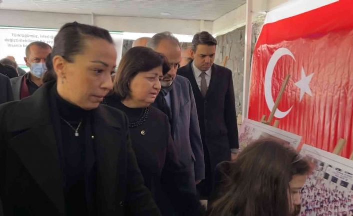 Doğumunun 75. yılında Doktor Sadık Ahmet Bursa’da açılışı gerçekleştirilen anıt ve sergiyle anıldı