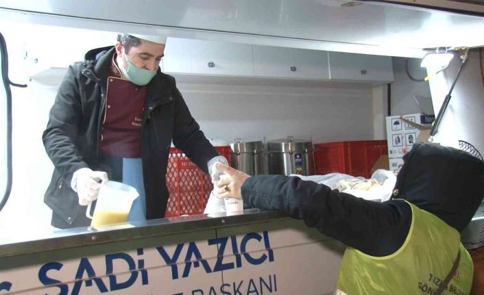 Dünya Çorba İkram Günü’nde Tuzlalı vatandaşlara çorba ikram edildi