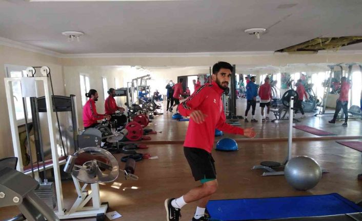 Elazığ kulüplerine kar engeli