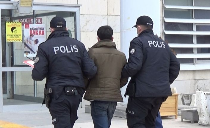 Elazığ’da 7 iş yeri ve bir aracın camını kırıp hırsızlık yapan şüpheli tutuklandı