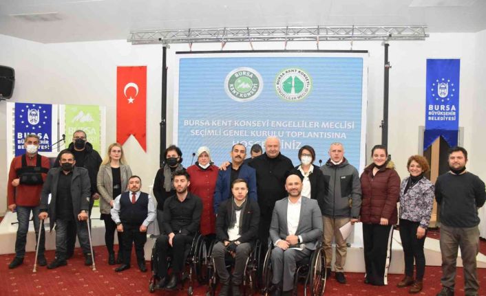 Engelliler meclisi, ‘Sönmez’le devam’ dedi