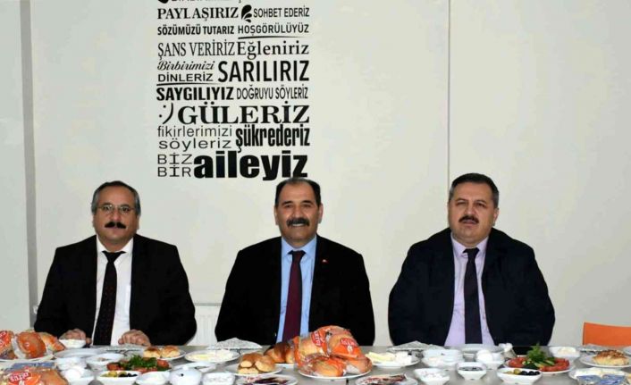 Erzincan’da “İmam Hatip Okullarının Çevre Buluşmaları” kapsamında program düzenlendi