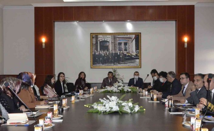 Erzurum’da "Kadına yönelik şiddetle mücadele il eylem planı faaliyet’’ toplantısı düzenlendi