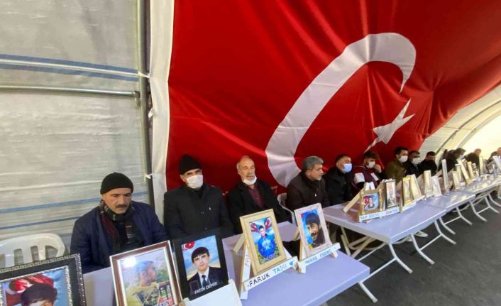 Evlat nöbetindeki baba Begdaş: “Siyasi partiler bir araya gelirse evlatlarımızı kurtarırlar”