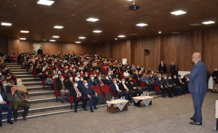 Genel Müdür Keleşer ve Rektör Öztürk Emet’te öğrencilerle bir araya geldi