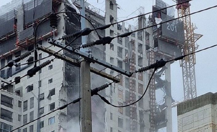 Güney Kore’de inşaat halindeki binanın bir kısmı çöktü: 1 yaralı, 6 kayıp