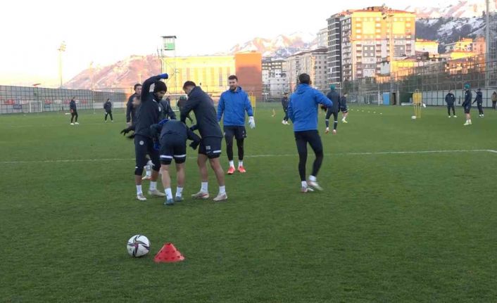 Hamza Hamzaoğlu: “2 maçta alamadığımız sonuçları bu maçlarda almak zorundayız”