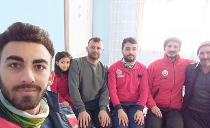 Hasta almaya giderken kara saplanan UMKE ekibini başka bir UMKE ekibi kurtardı