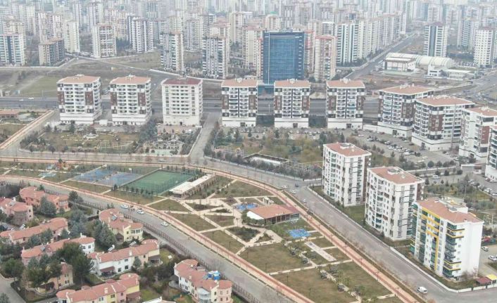 HDP’li belediyeden 20 yıl hizmet görmeyen 36 ilden büyük ilçe, modern yüzüyle hayata kavuştu