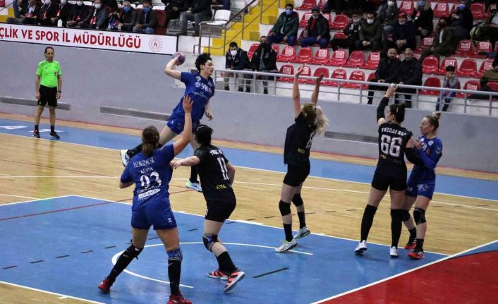 Hentbol Kadınlar Türkiye Kupası: Yalıkavakspor: 43 - Yozgat Aile ve Sosyal Politikalar GSK: 20
