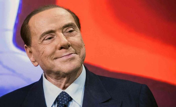 İtalya’nın eski Başbakanı Berlusconi’nin 20 Ocak’tan bu yana hastanede olduğu ortaya çıktı