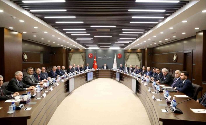 İzmir’deki önemli isimlerden Ankara’ya çıkarma: Dört önemli ziyaret, dört önemli mesaj