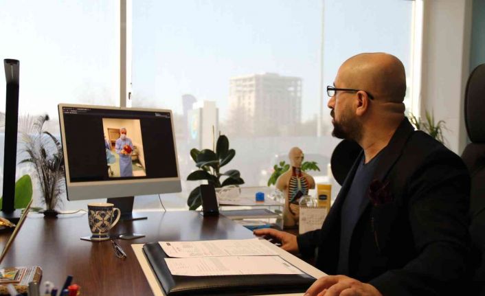 Karın ağrısı ve şişkinlik şikâyetiyle hastaneye gitti, gerçeği öğrenince şoke oldu