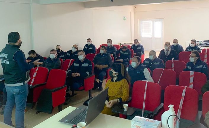 Kastamonu’da 299 anne ve anne adayına “En İyi Narkotik Polisi Anne” projesi anlatıldı