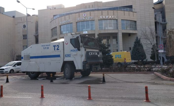 Konya’da 7 kişinin öldürülmesi olayından önce iki aile arasındaki kavganın duruşmasında arbede