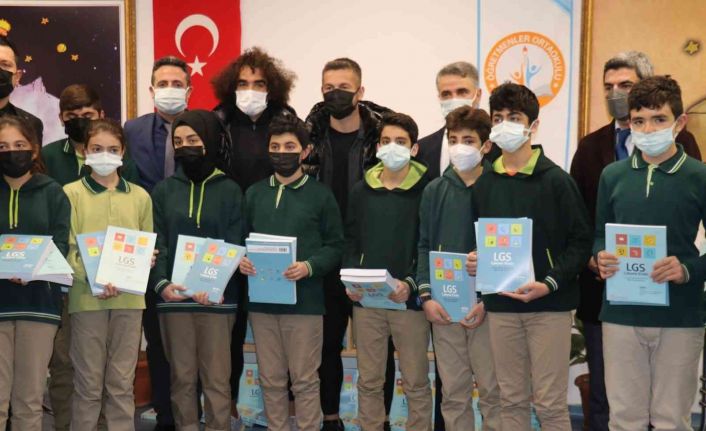 Malatya’da öğrencilere yardımcı kaynak kitap