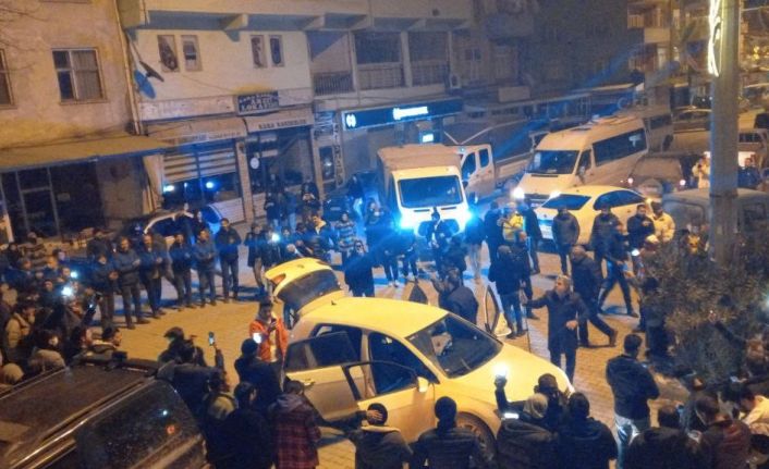 O Ses Türkiye şampiyonu Hasan Koçak’ın şampiyonluğu memleketi Artvin’de horonlarla kutlandı