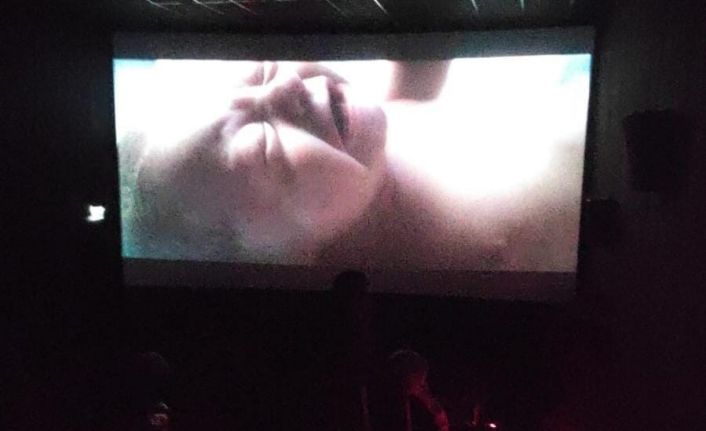 Öğrenciler sınav stresini ´Kesişme; İyi ki Varsın Eren´ filmi ile atlattı