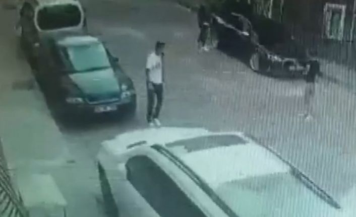 (Özel) İstanbul’da Afrikalı genci gasp iddiası: Darp edip 3 bin dolarlık kolyesini aldılar