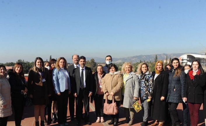 Rektör Aldemir Cumhurbaşkanı Erdoğan’ın programında görev alan personeli yemekte ağırladı