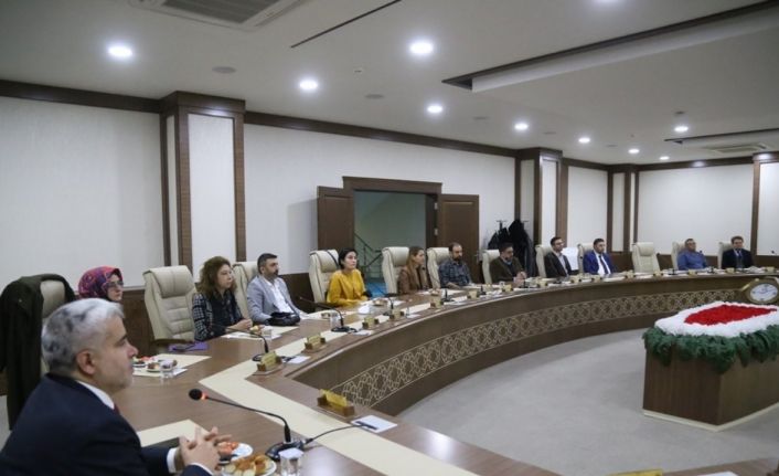 Rektör Şahin: “Gelişime dair atılan her adımı kıymetli görüyoruz”