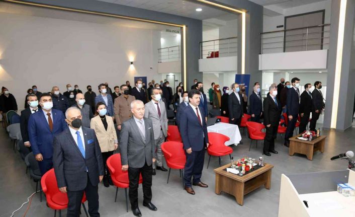 Rektör Sarıbıyık: “İnsanlarımıza tarımsal üretim aşkını aşılamalıyız”