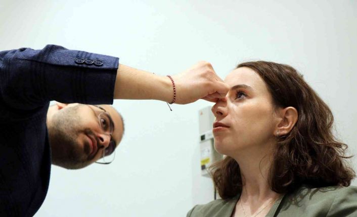 Rinoplasti uzmanlarına en çok sorulan soru: "Estetikten sonra burnum düşer mi"