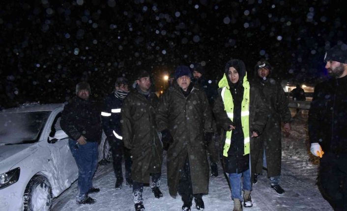 Siverek’te ekipler tipide hastaneye götürülemeyen iki bebek için seferber oldu