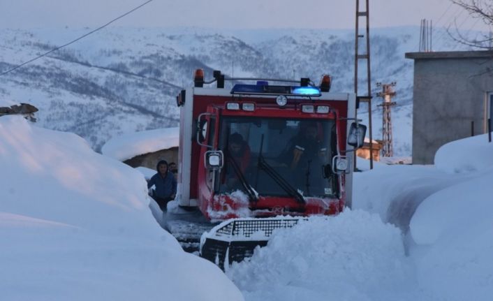 Sobadan zehirlenen anne ve 5 çocuğu, 4 saatlik çalışmayla hastaneye ulaştırıldı