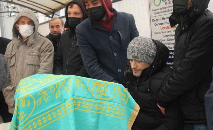 Soluk borusuna fındık kaçması sonucu ölen minik Yuşa toprağa verildi